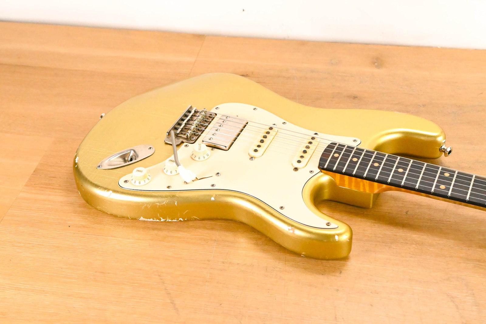 TMG Dover Custom S-Style HSS – Aged Aztec Gold CG014HR