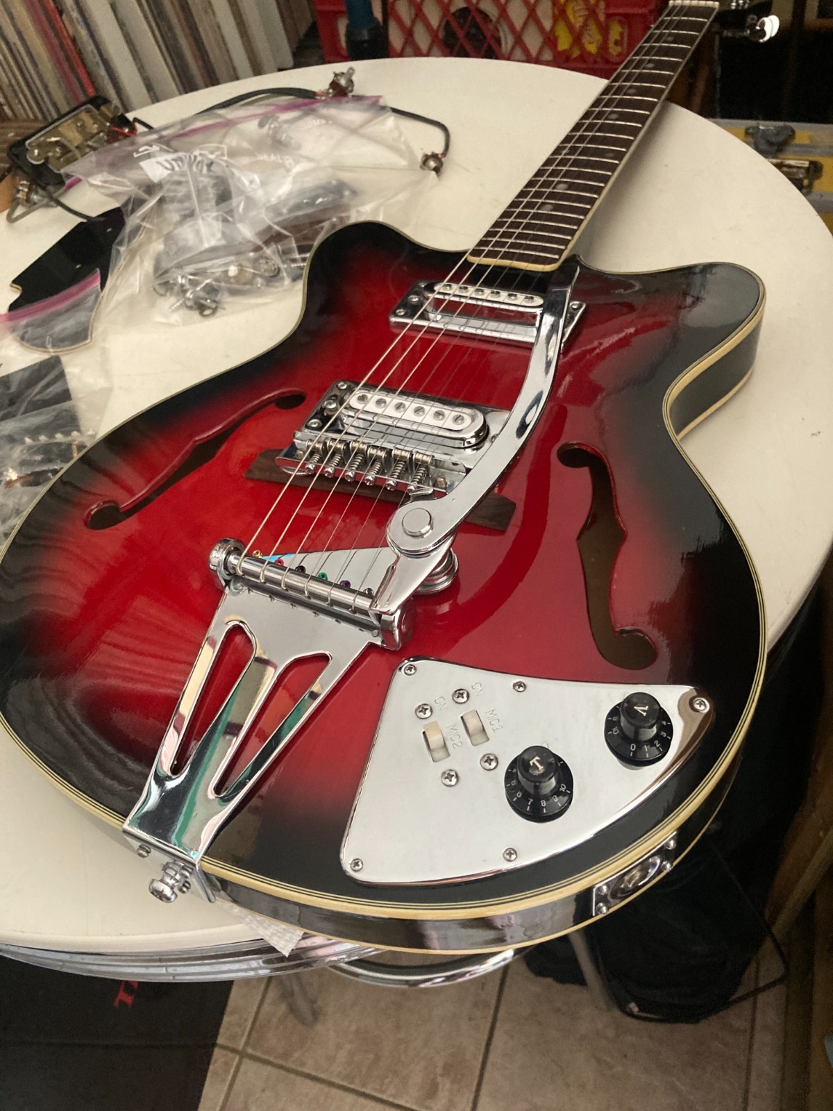 Vintage Red Sunburst Heit Guitar Dual Single Coil Pickups Hollow Body NO CASE