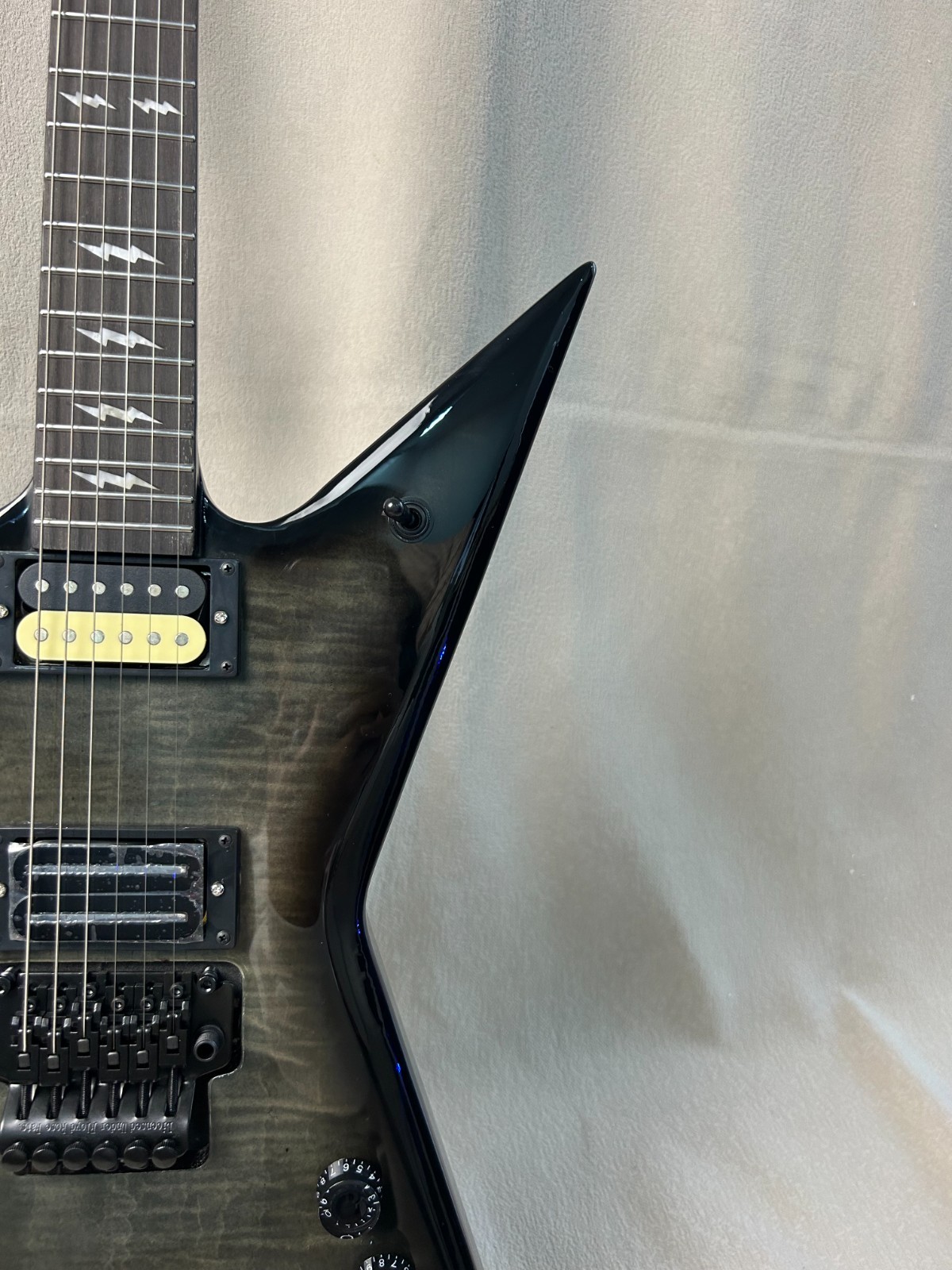 Dimebag Darrell Stealth Electric Guitar Olive Green Flame Maple Veneer