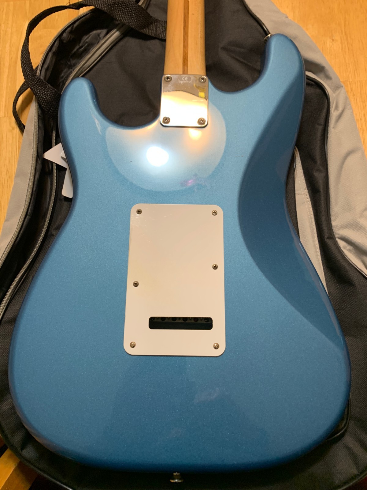 Squier Standard Fat (HSS) Stratocaster 1998 MIM in Lake Placid Blue (pro setup)