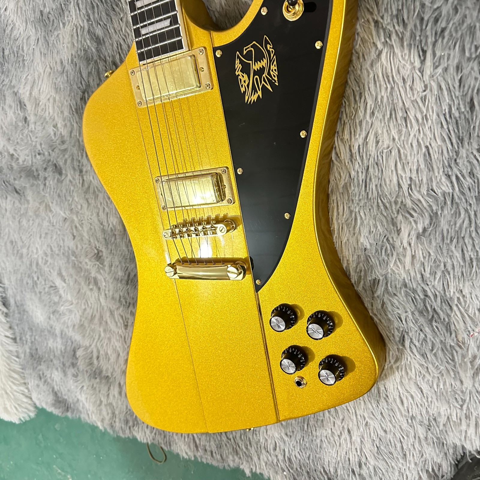 Custom Firebird Style Electric Guitar Rosewood Fingerboard Gold Hardware