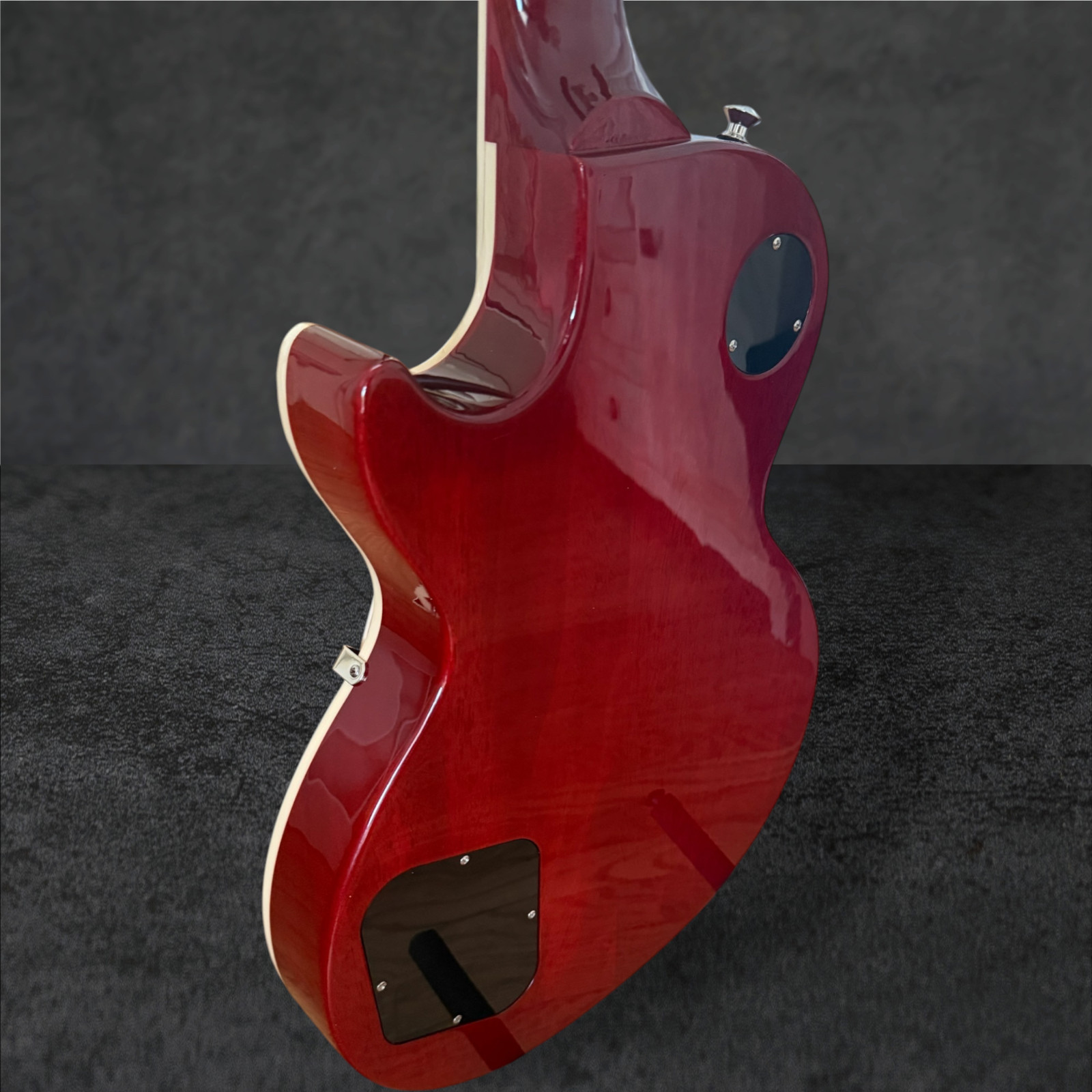 Gibson Les Paul Standard ’60s AAA Flame Top – Dark Cherry Sunburst