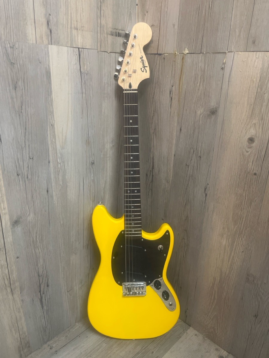 FENDER MUSTANG (PSN041617)