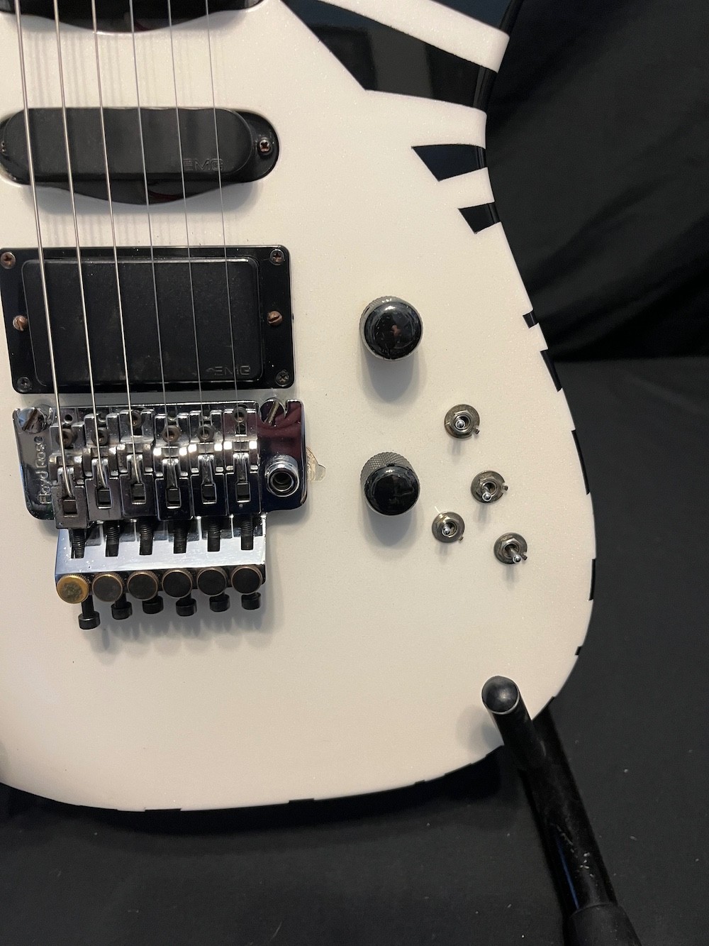 1986 Jackson USA Soloist Platinum Pearl Guitar W/Zebra Stripes W/Case