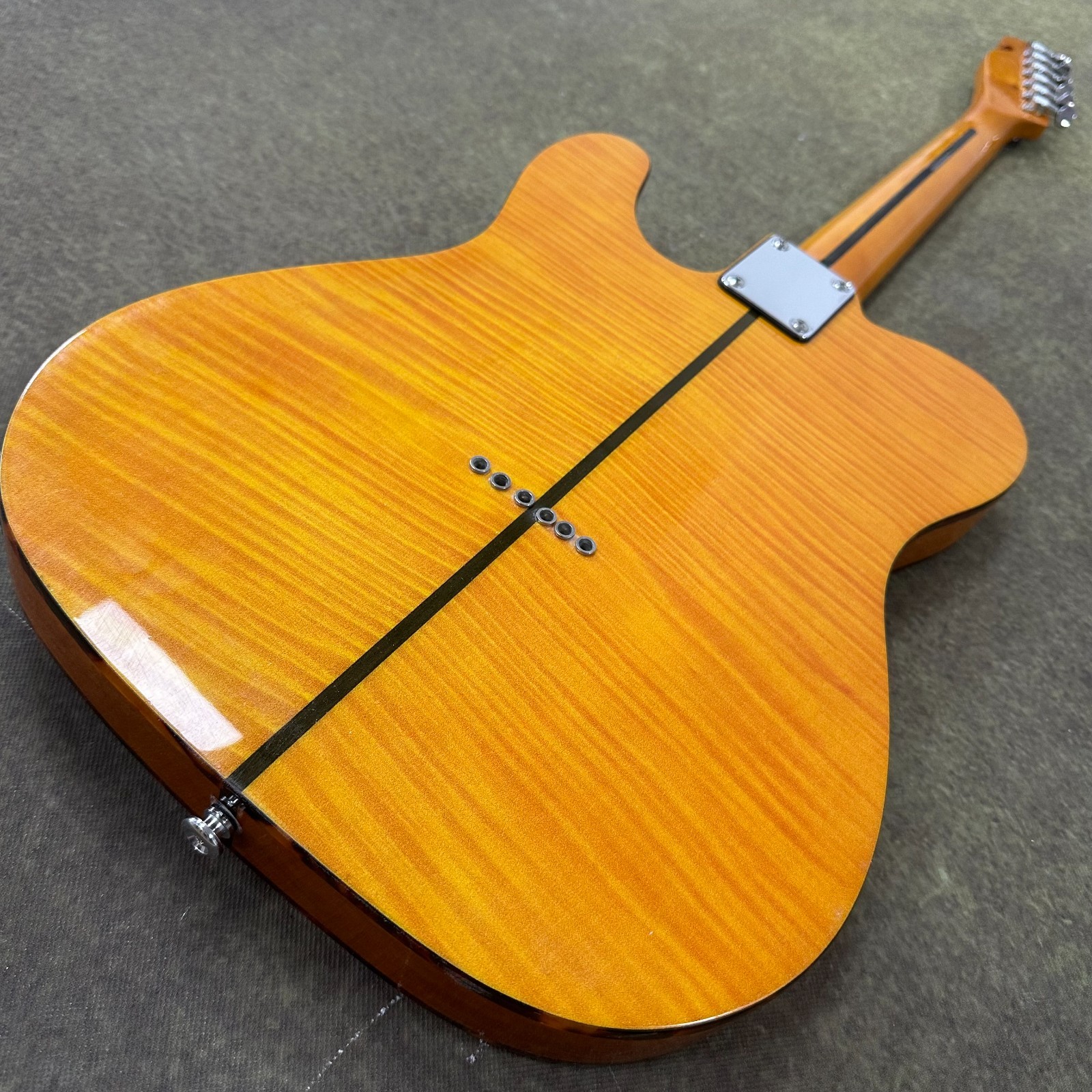 Anderson Mad Cat Amber Electric Guitar Fixed Bridge Maple Fingerboard