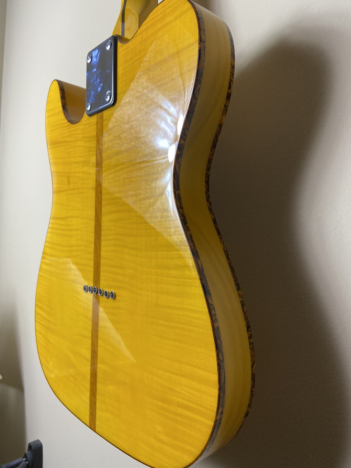 Electric guitar Vilches Guitars Basswood maple top w/HardCase