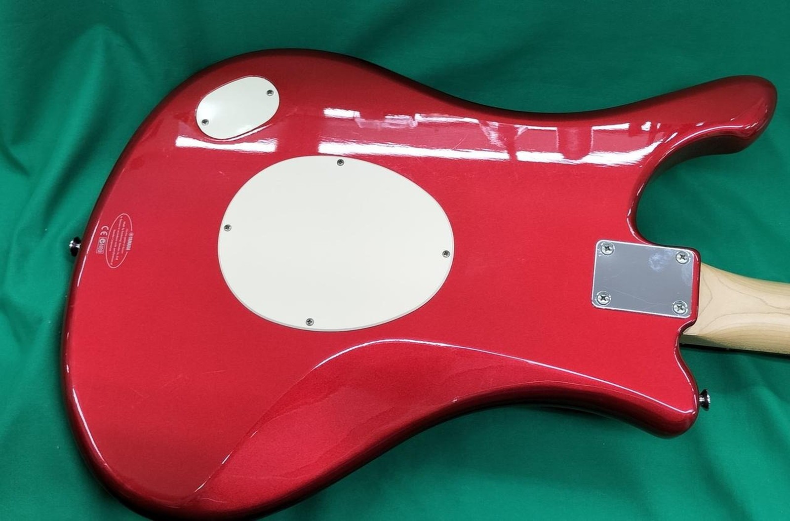 YAMAHA SGV-300 Used Alder body Maple neck Rosewood fingerboard Red w/Gig case