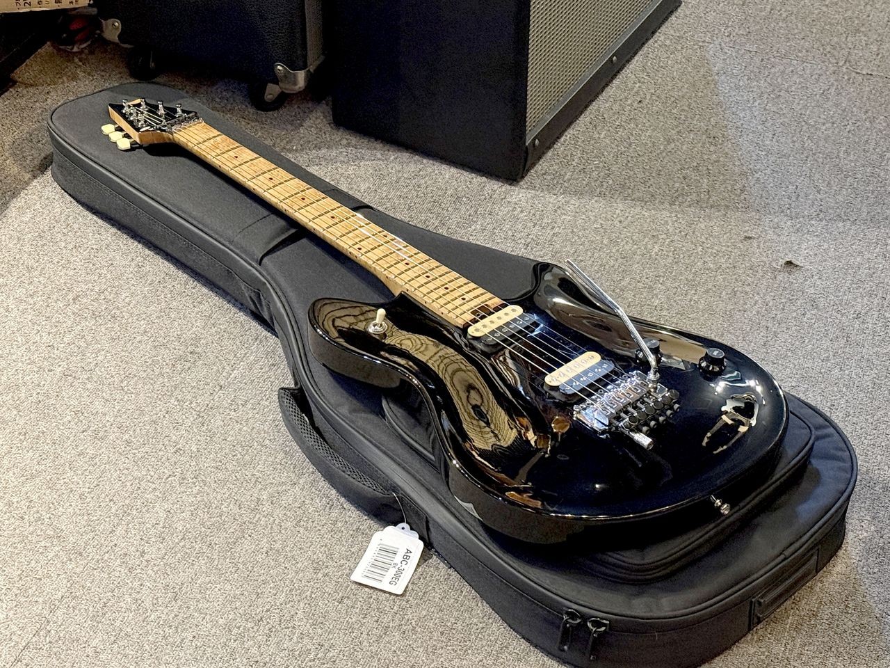PEAVEY USA EVH Wolfgang Standard Black Refinish (no260620)