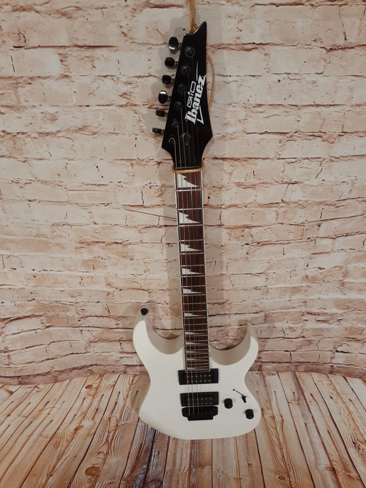 Ibanez GRG120BDX Gio Series Electric Guitar – White