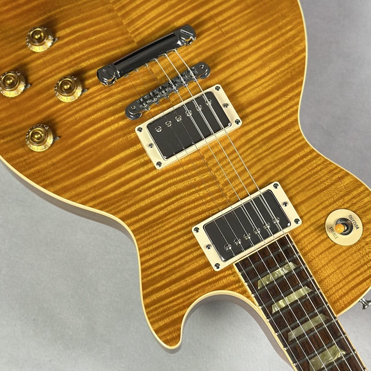 Gibson Les Paul Classic Premium Plus Trans Amber 1995 Electric Guitar