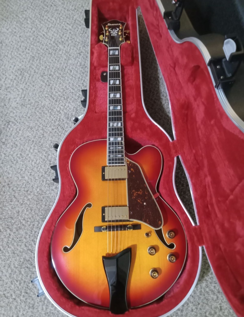 Ibanez Artstar AF115 –Aged Whiskey Burst Pro Setup w/ Thomastik-Infeld Strings