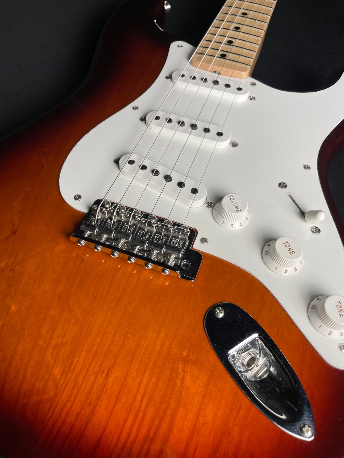 Fender Custom Shop ’58 C/R Strat, Time Capsule – Aged Violin Burst (2025)