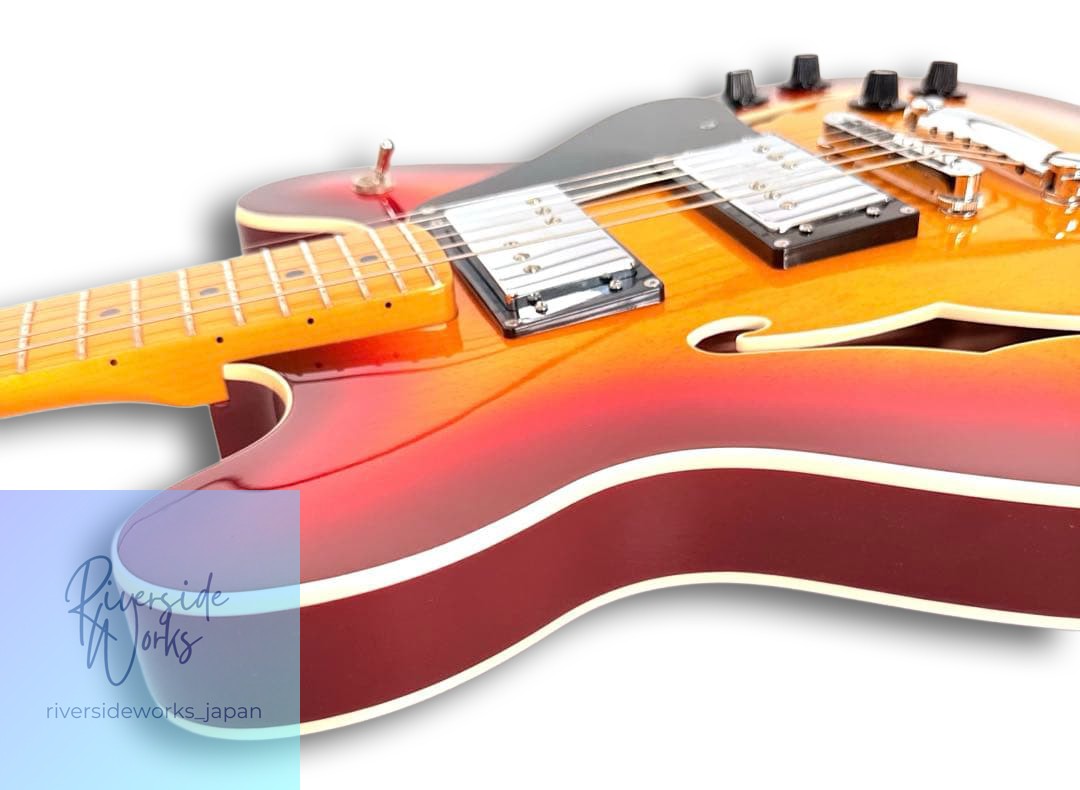 Rare Mint Fender Starcaster