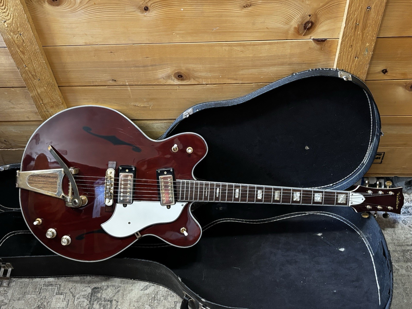 Ventura V-1500 Country Gentleman Vintage MIJ Electric Guitar