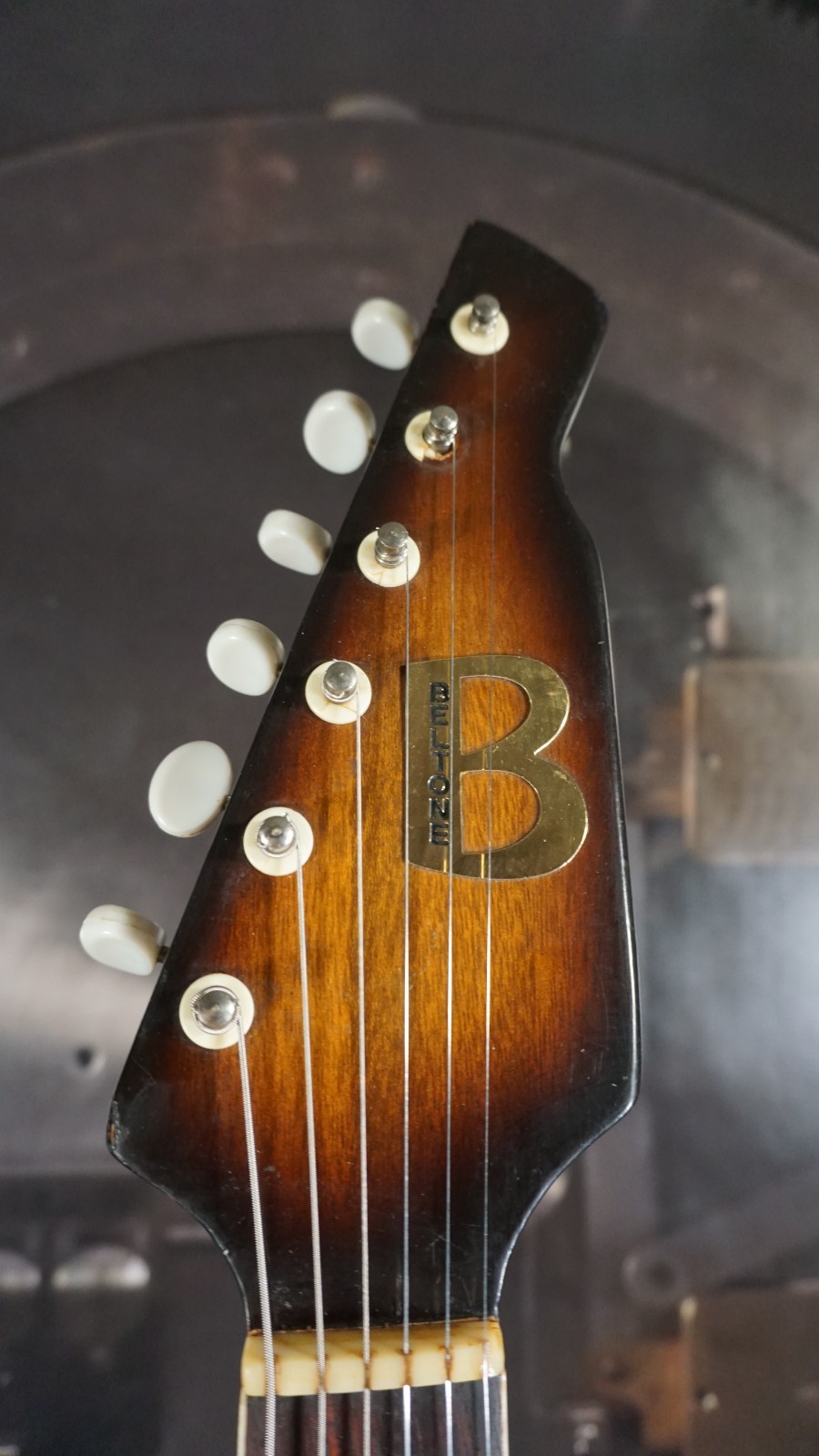 Belltone WG-3T 1960s – Tobacco Burst