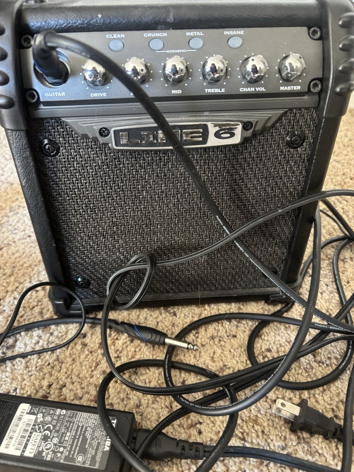 B.C. Rich Electric Guitar Bundle – Hard Case & Line 6 Amp