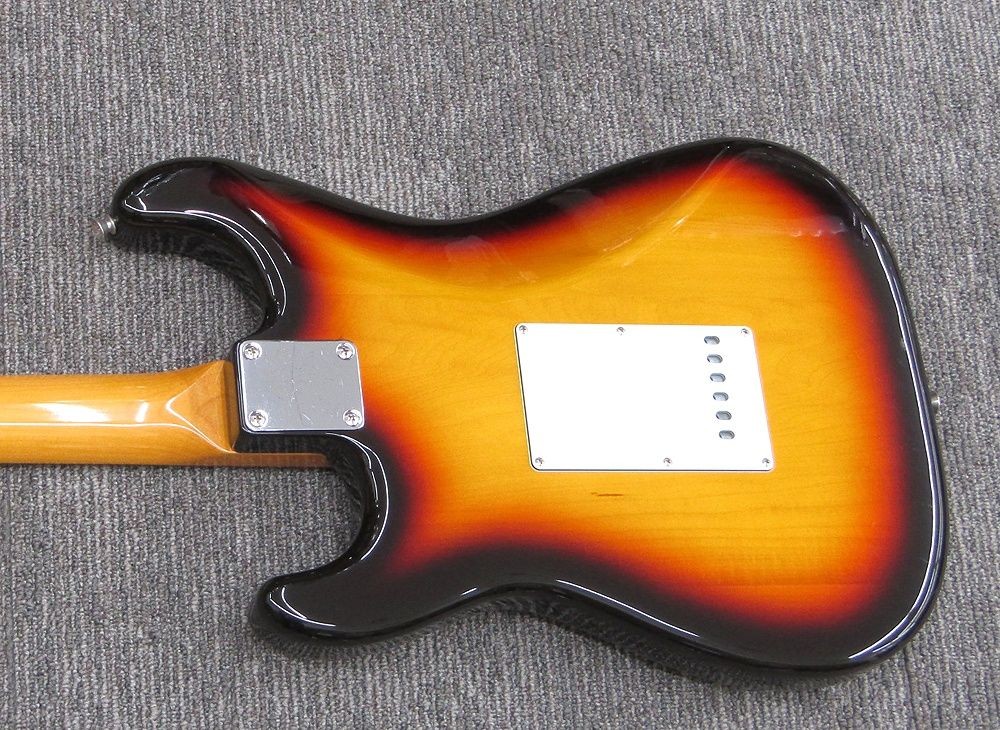 Fender Made in Japan Traditional 60s ST Type Sunburst Electric Guitar Used