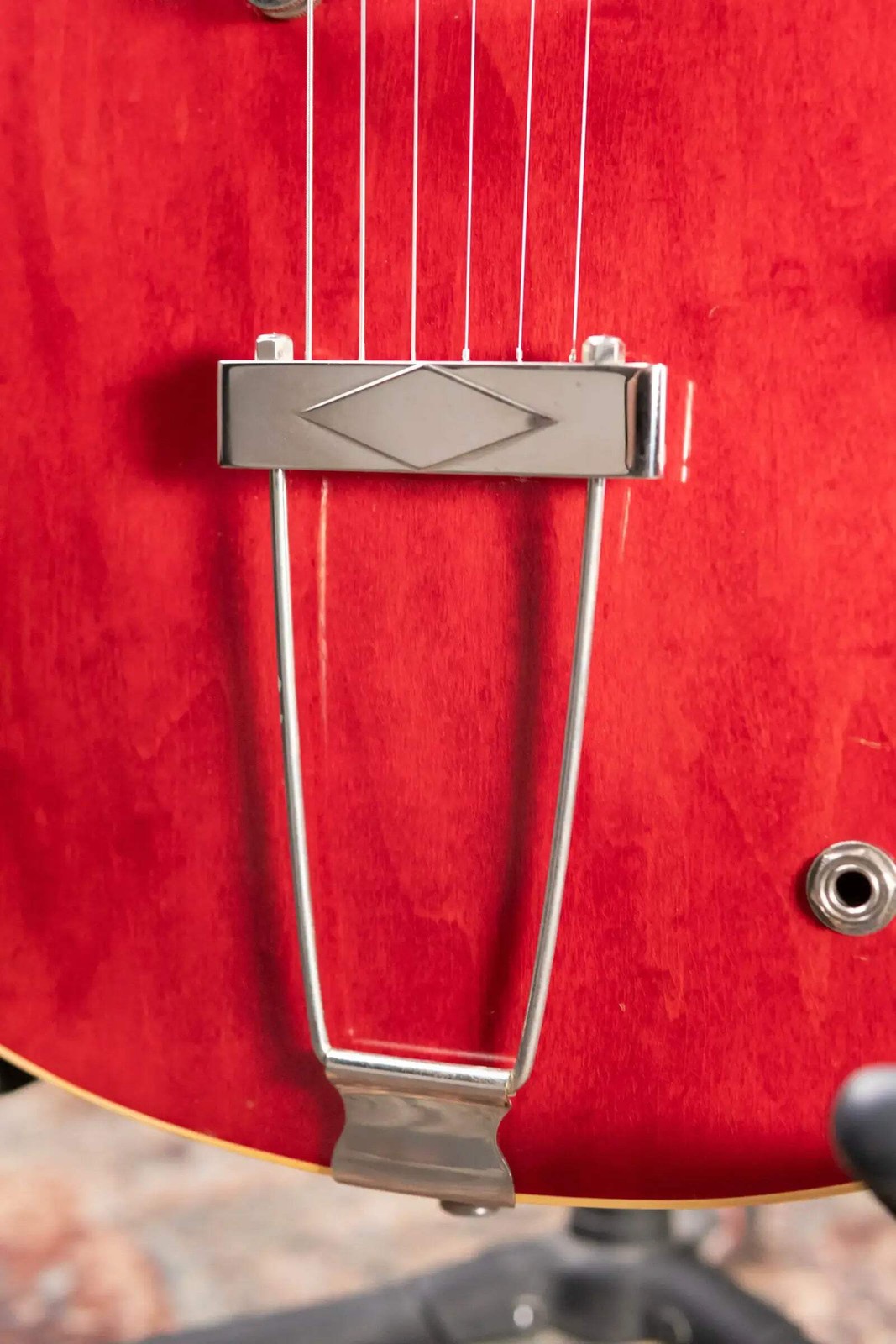 Gibson 1961 ES-330TC Thinline Hollow Body Electric Guitar Cherry with Hardshell