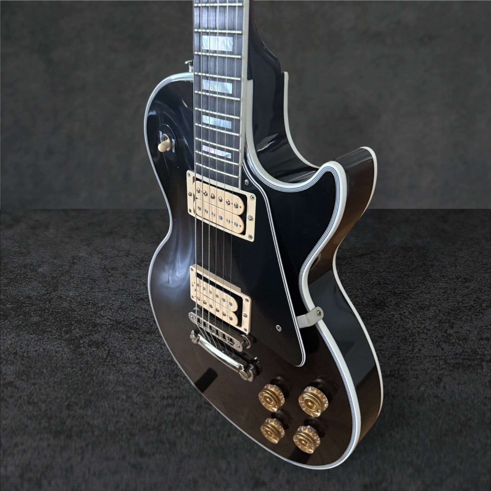Gibson Custom Shop Les Paul Custom M2M Ebony with Double Classic White Pickups