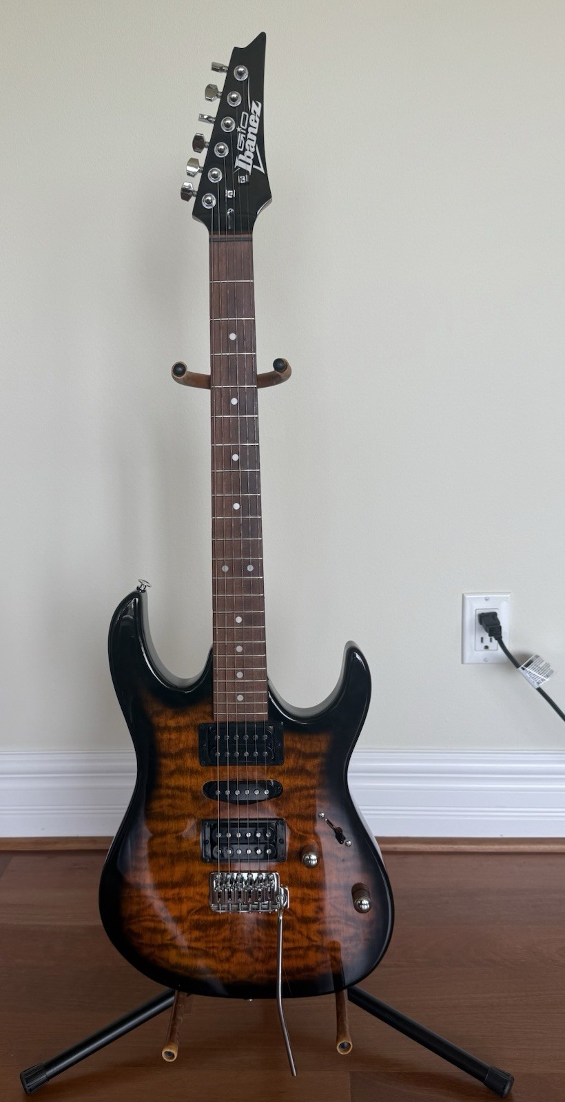 Ibanez Gio 6-String Electric Guitar Transparent Red Burst