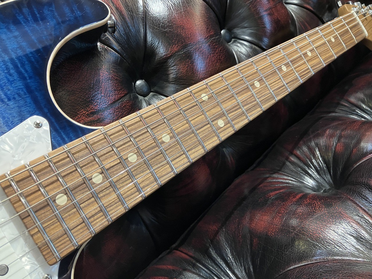 Suhr Standard Plus -Faded Trans Whale Blue Burst-