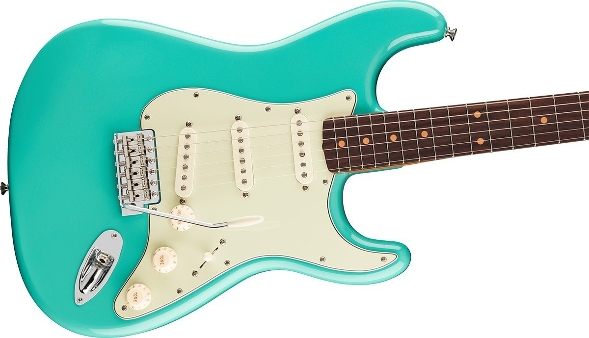 Fender Vintera III Early ’60s Stratocaster Sea Foam Green Electric Guitar NEW