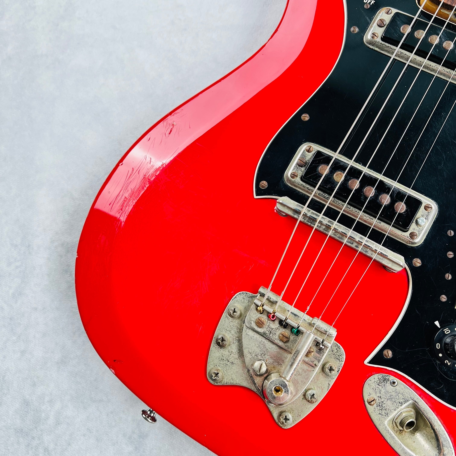 Hagstrom II F-200 1966 – Red