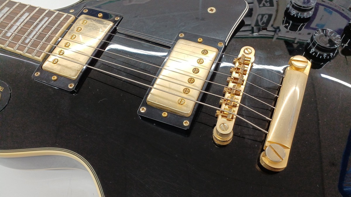 Epiphone Les Paul Custom Pro Electric Guitar from Japan Used