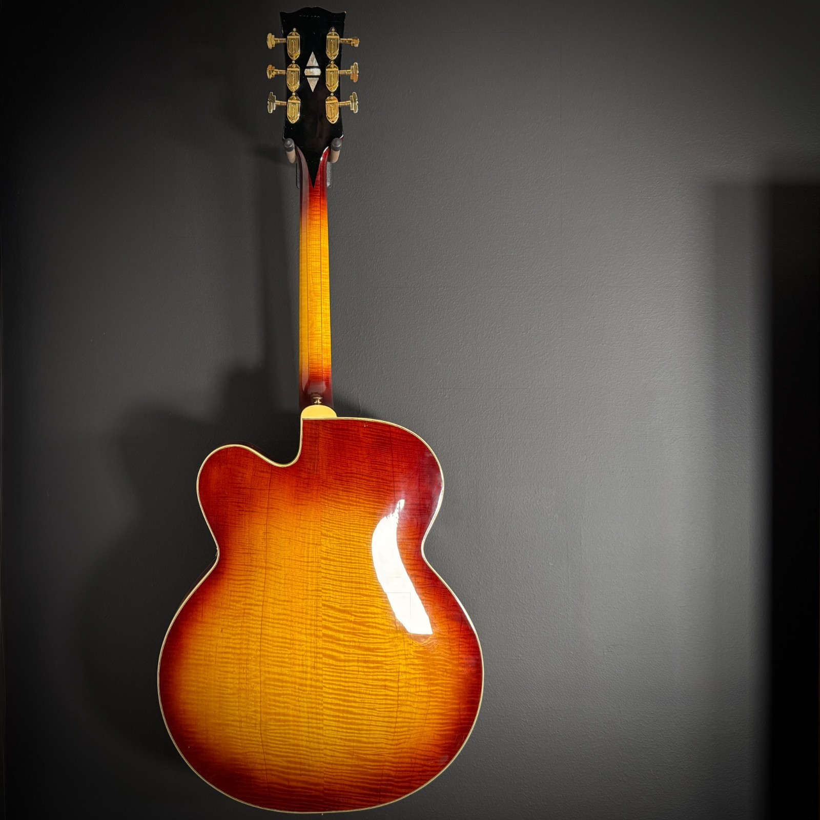 1968 Gibson Super 400C Acoustic Archtop with Floating Johnny Smith Pickup