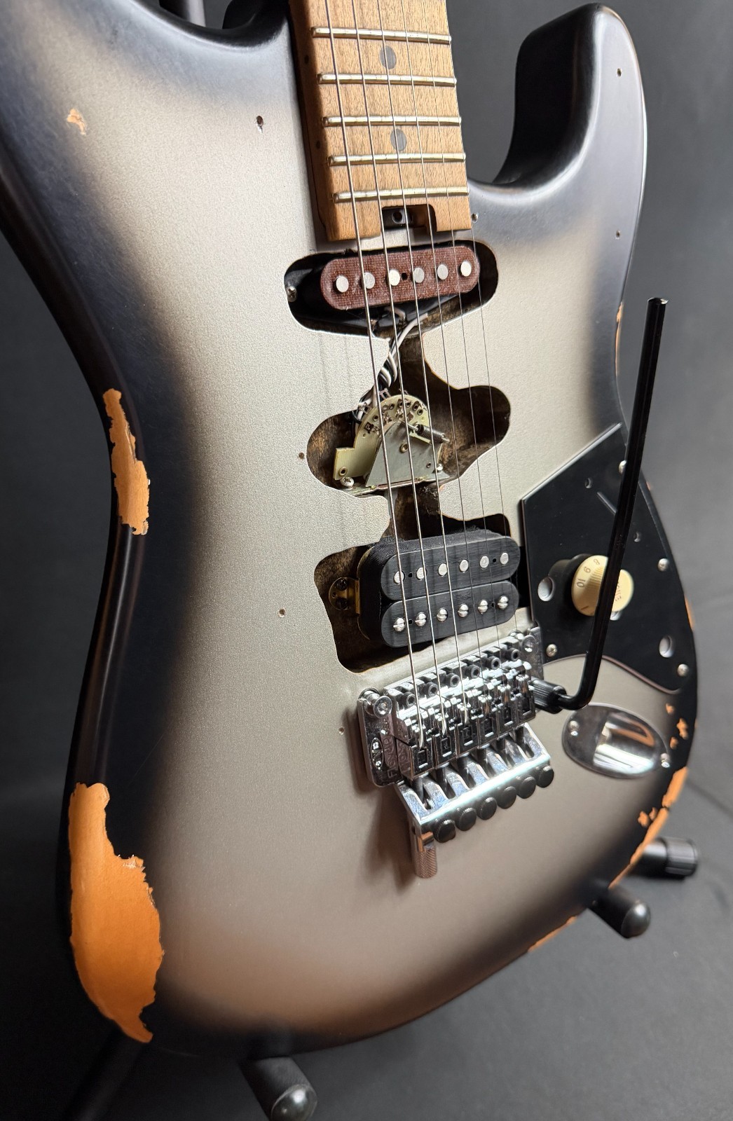 EVH Frankenstein Relic Series Frankie Electric Guitar Relic Silverburst w/ Bag
