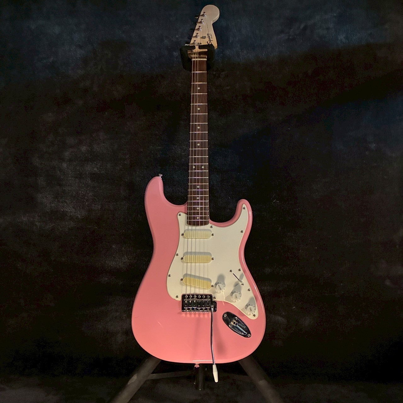 Squier Bullet ST Electric Guitar 3.4kg Online Returnable, Ready to Play
