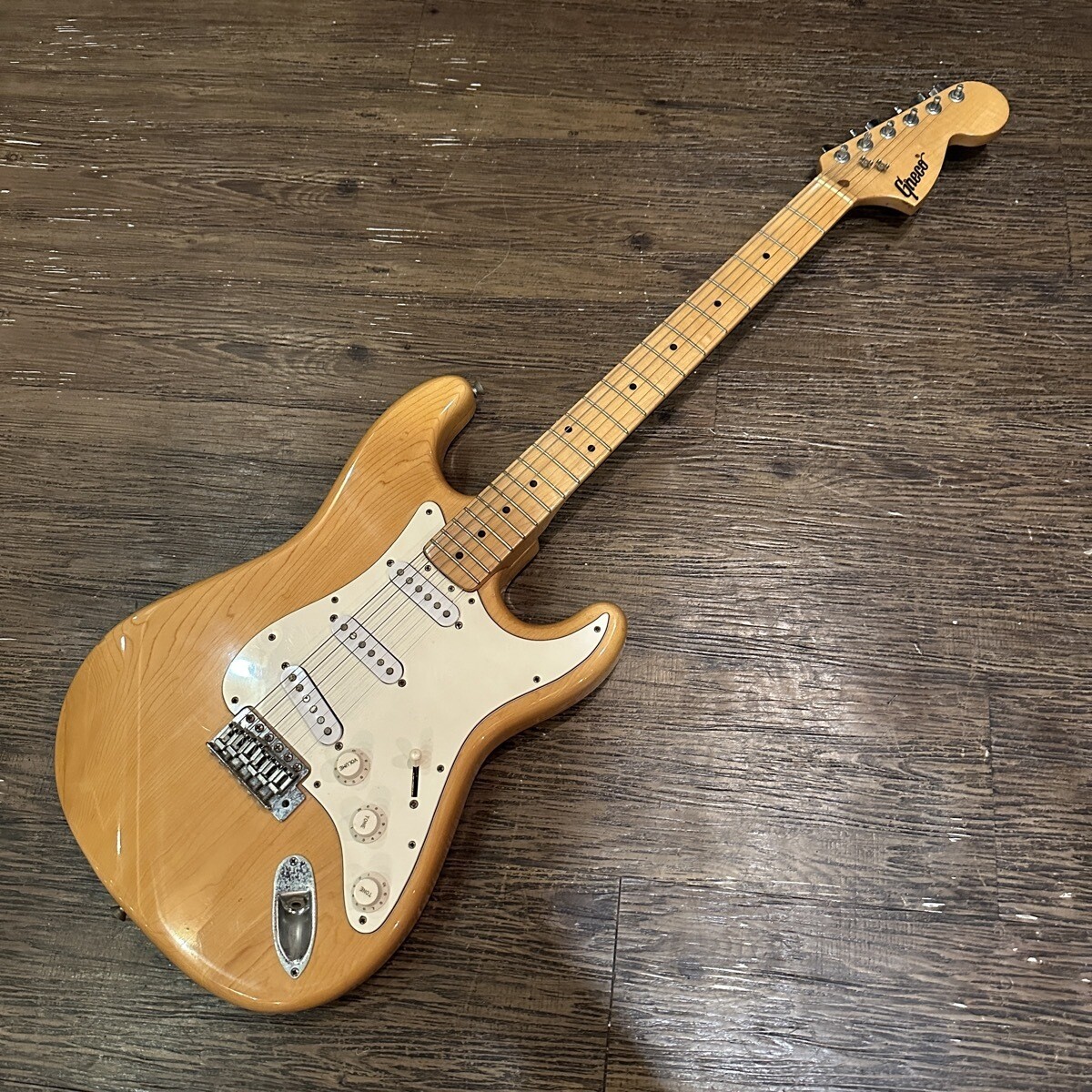 Electric Guitar Greco SE-600 Matsumoku Made in Japan Maple Fingerboard