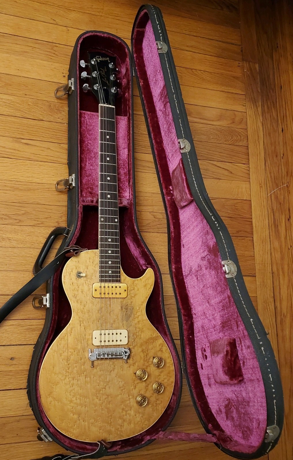 Vintage 1970s Gibson Les Paul With Original Case Made in USA