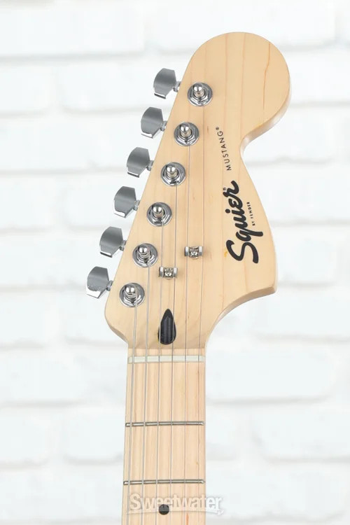 Squier Sonic Mustang Solidbody Electric Guitar – 2-color Sunburst
