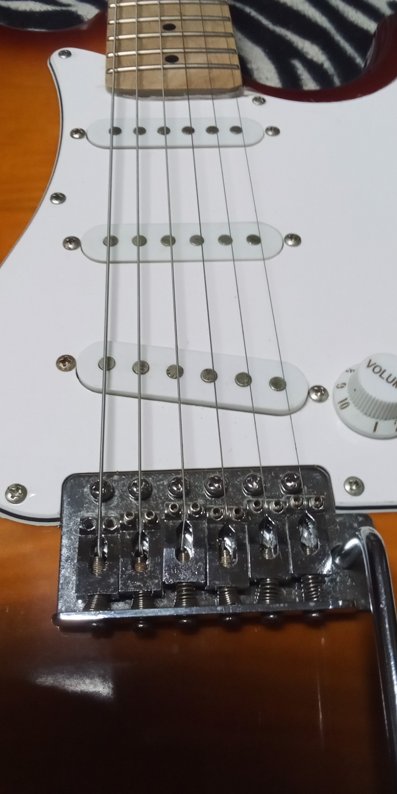 Cozart Custom Hand Made Series Electric Guitar With a 2 Tone Sunburst Finish