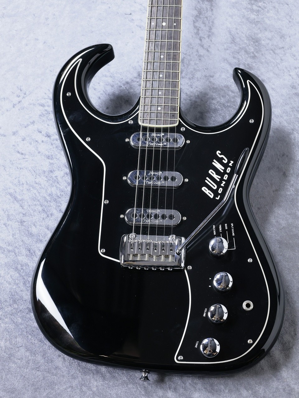 Burns Bison Guitar -Black- (2000s) (no260219)