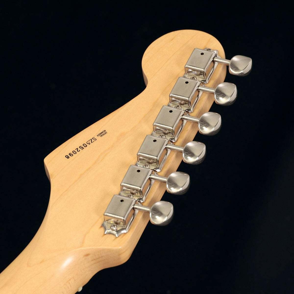 Fender Eric Clapton Stratocaster w Vintage Noiseless Pickups Black 3.75kg Made i