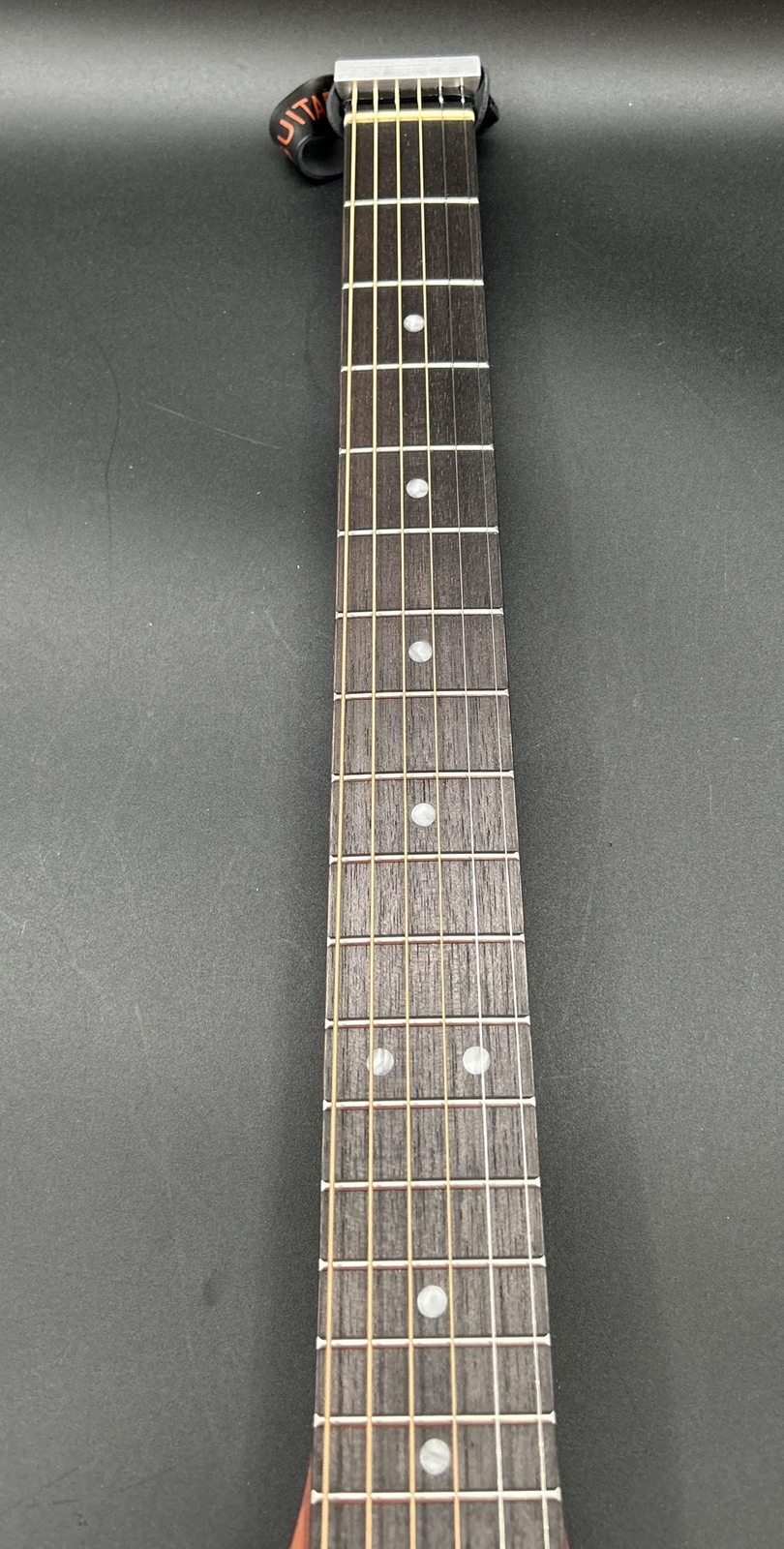 TRAVELER GUITAR ULTRA-LIGHT, Electric Acoustic, antique brown