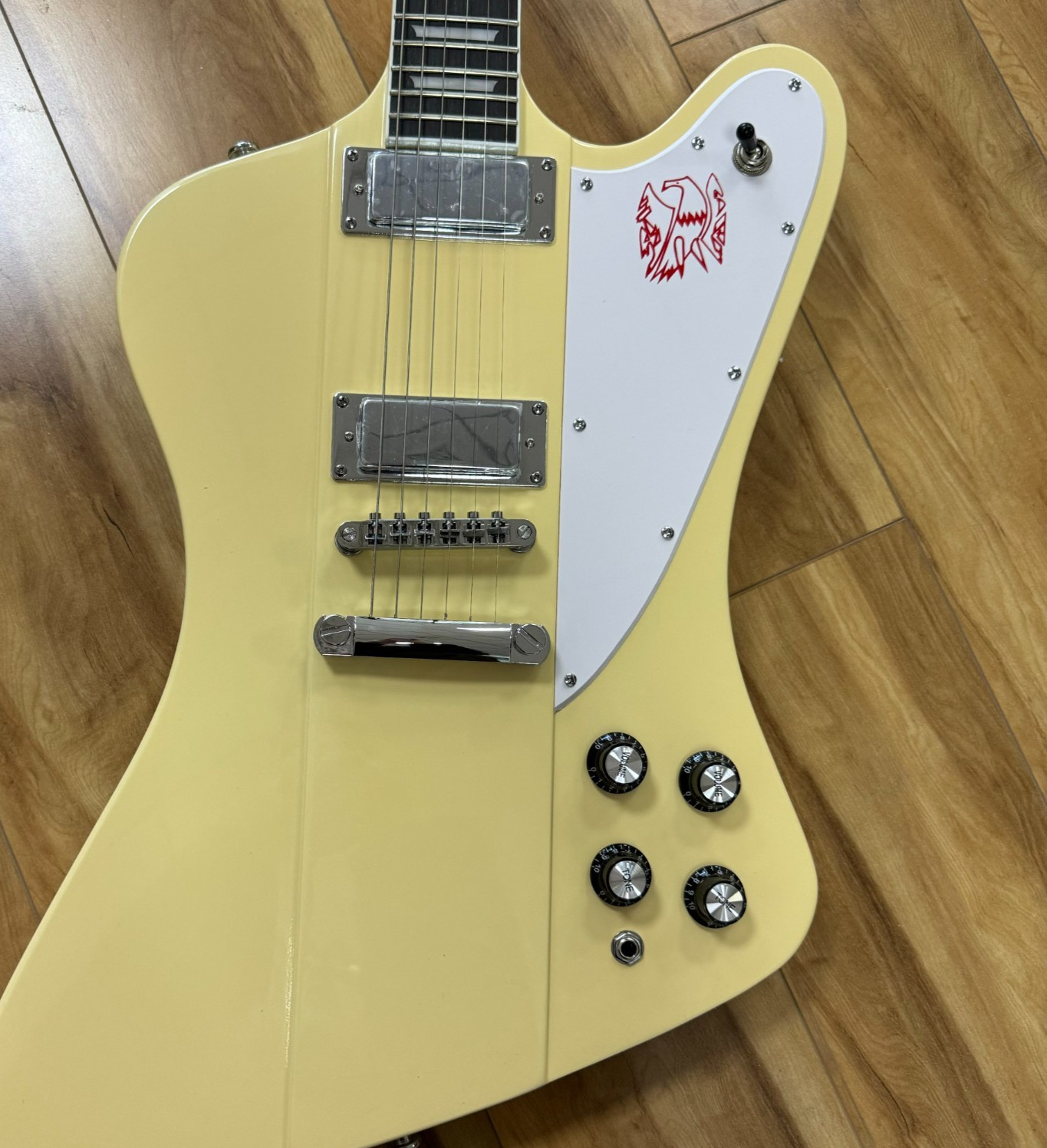 Yellow Firebird Style Electric Guitar Rosewood Fingerboard Fixed Bridge