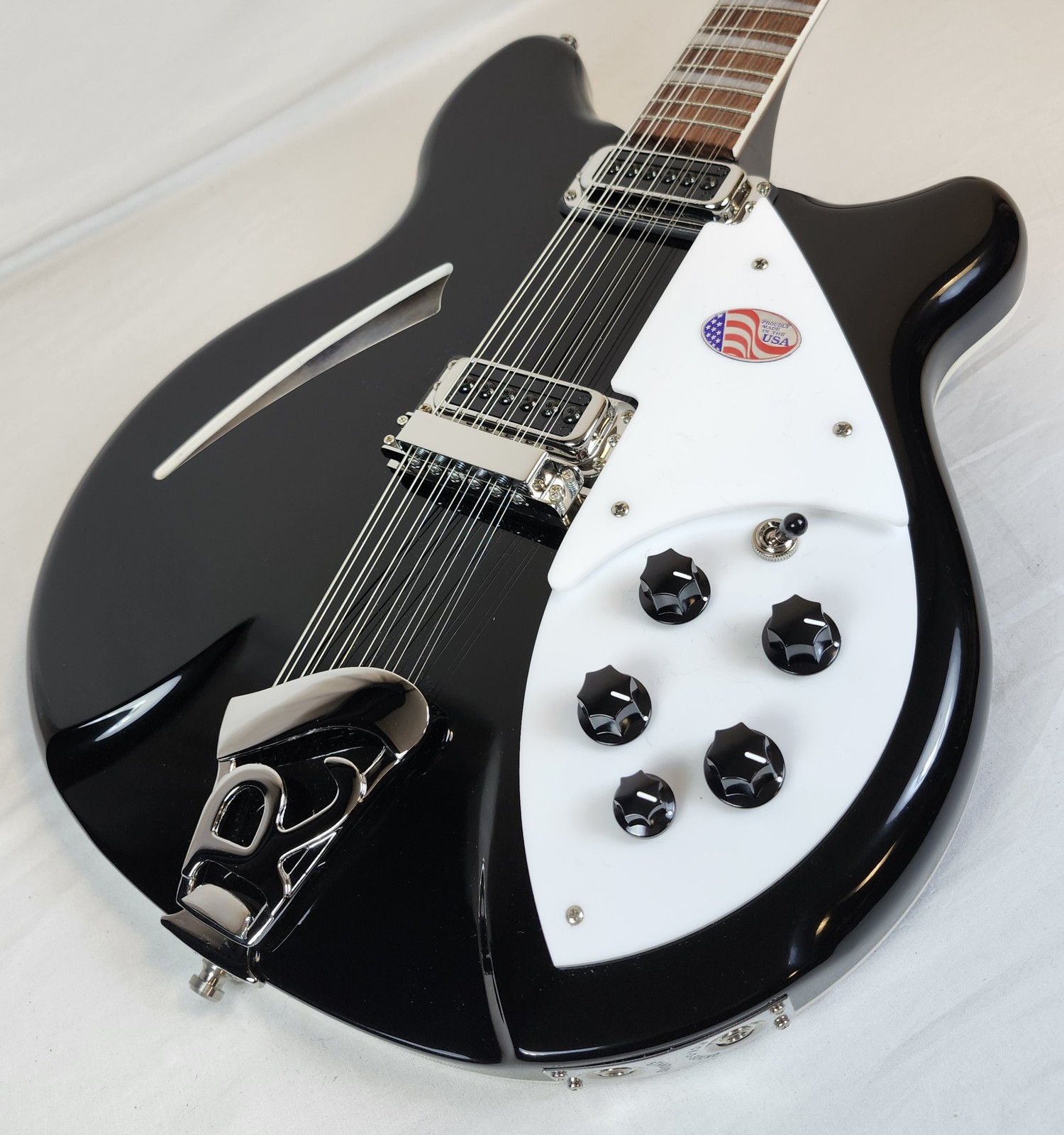Rickenbacker 360 Jetglo 12-String Semi-Hollow Guitar, Stereo, HSC