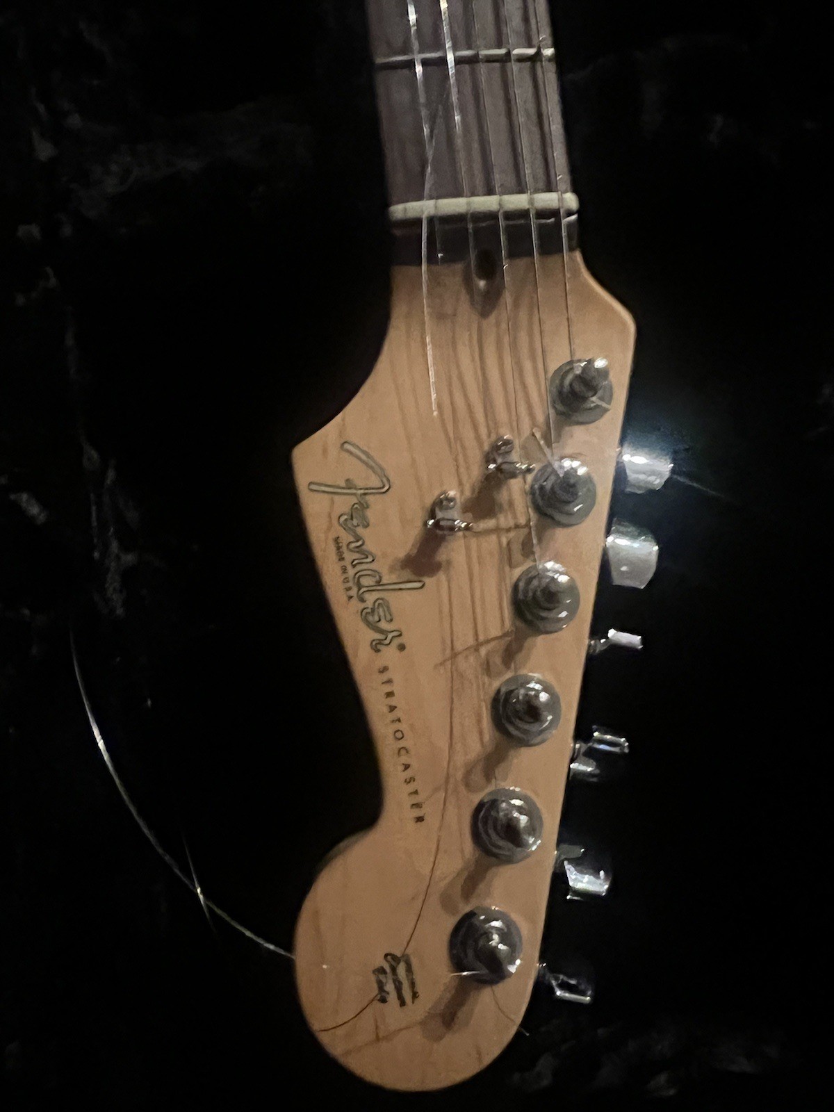 Fender Highway One Stratocaster Sapphire Blue w/ Vintage Fender Tweed Case