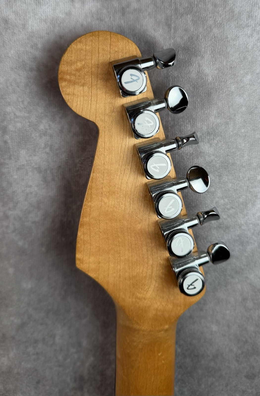 Fender Standard Stratocaster 1996 electric guitar Lake Placid Blue MIM