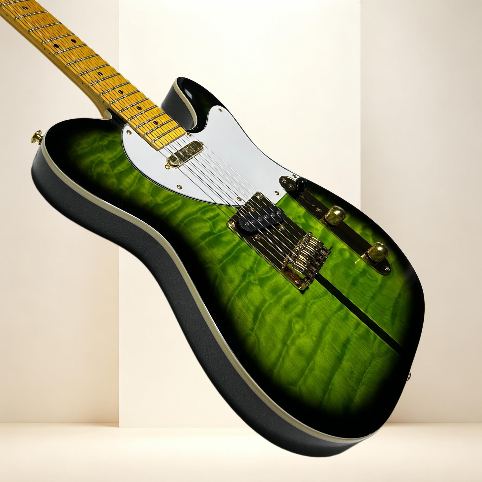Tele Electric Guitar Cloud Maple Top Golden Hardware Green Burst Color