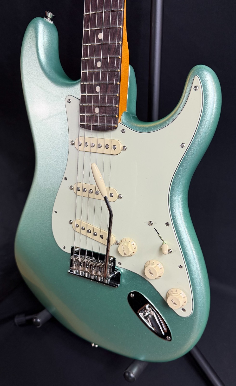 Fender American Professional II Stratocaster Electric Guitar Mystic Surf Green