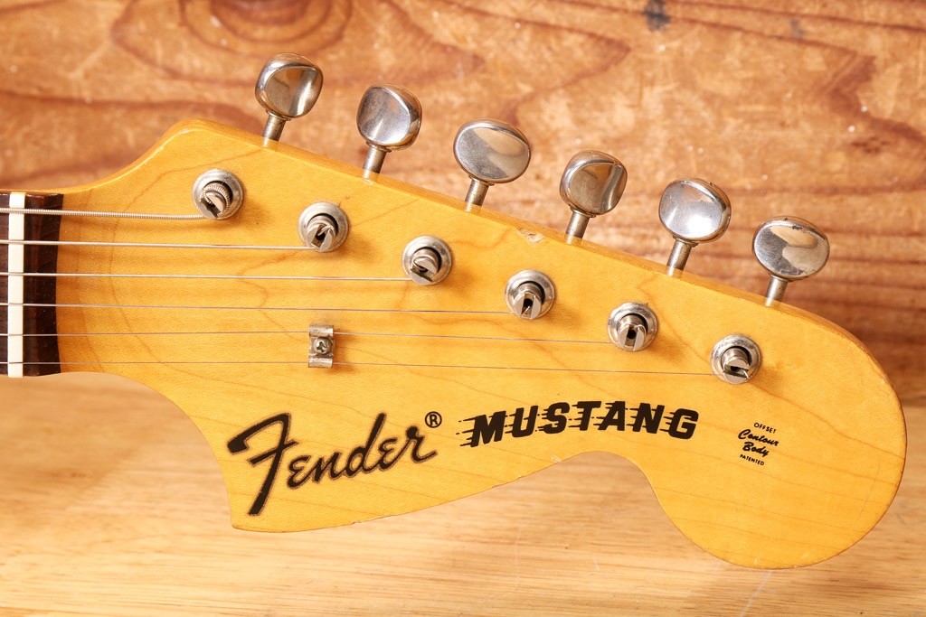 Fender MG-69 Mustang Reissue MIJ Olympic White w/ Duncan Pickup
