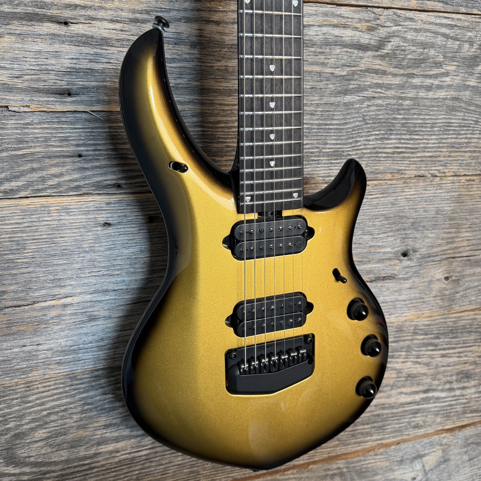 Ernie Ball Music Man Majesty 7 7-String Electric Guitar – Gold Eclipse