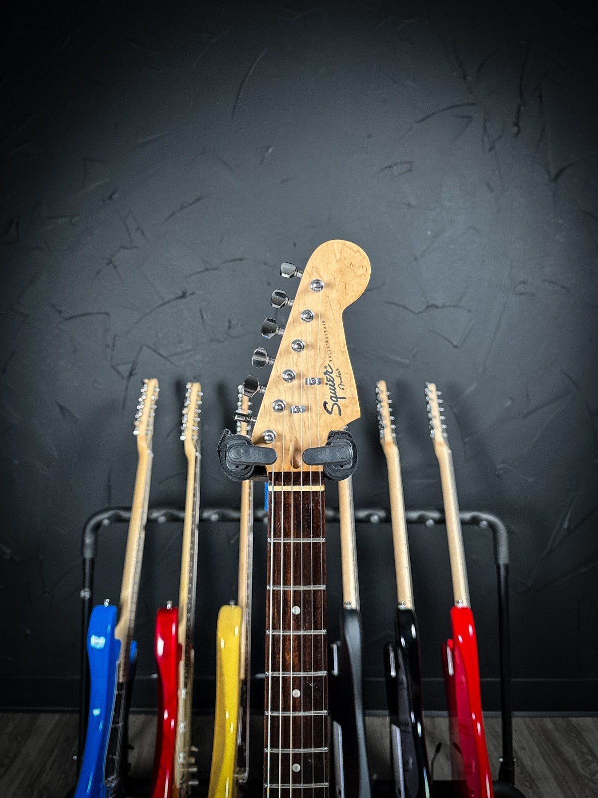 Squier Bullet Stratocaster HSS – Cream