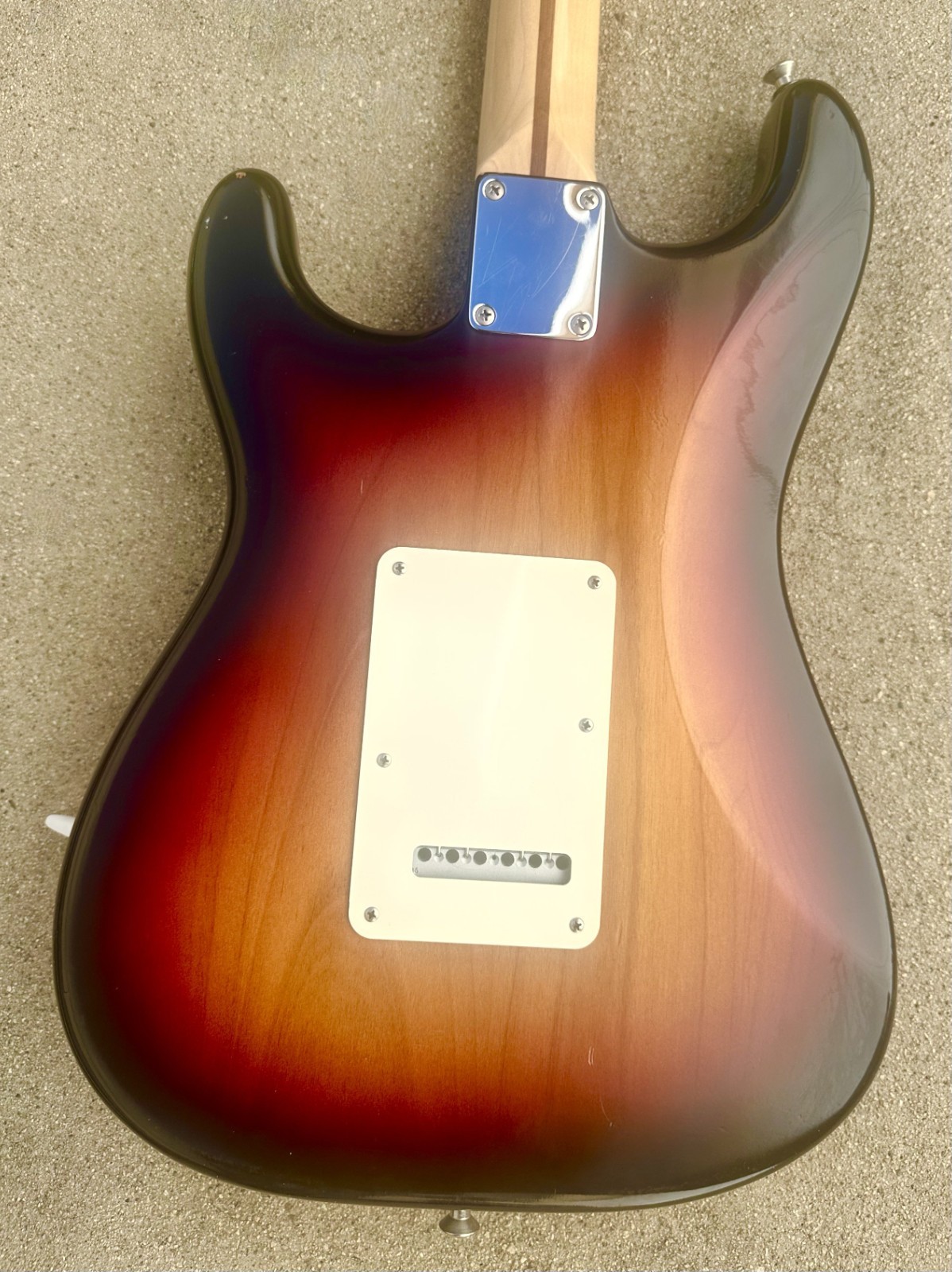 2006 Fender Highway One USA Stratocaster Nitro Sunburst Rosewood Fretboard SSS