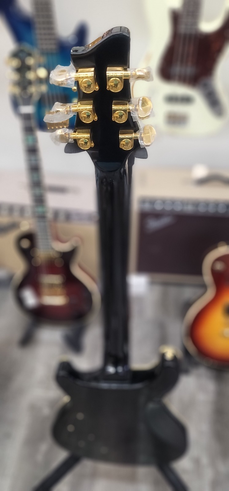 AIO Wolf W400 Electric Guitar – Sunburst Setup with 9-42 Strings GS-012