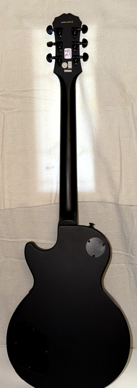 Epiphone Goth Les Paul Studio Black Safe Packing with case.